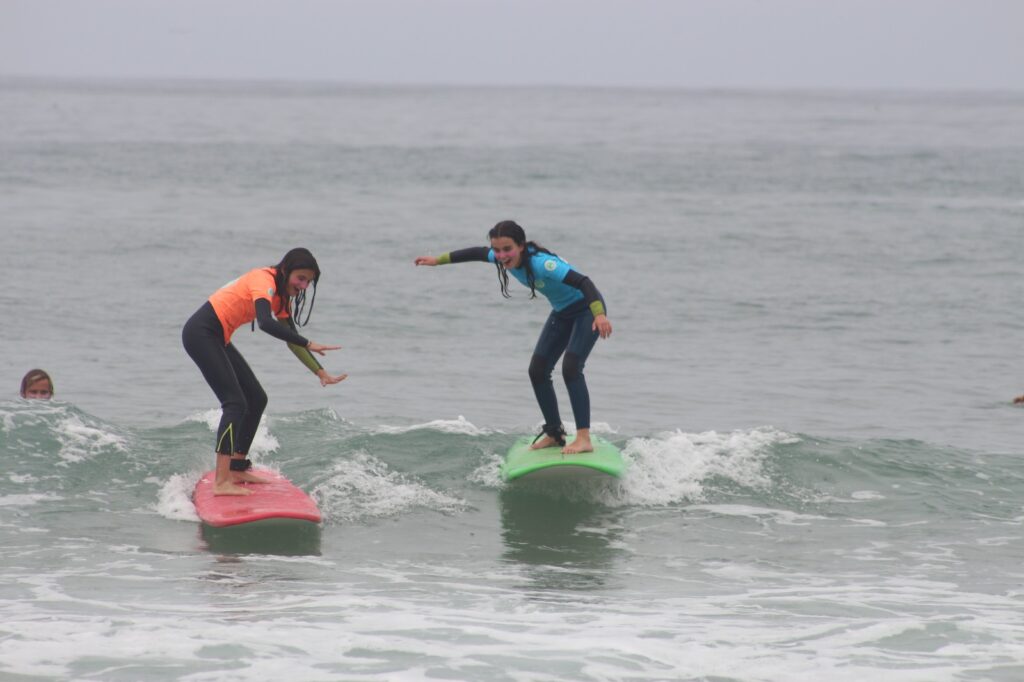Surf lesson in espinho